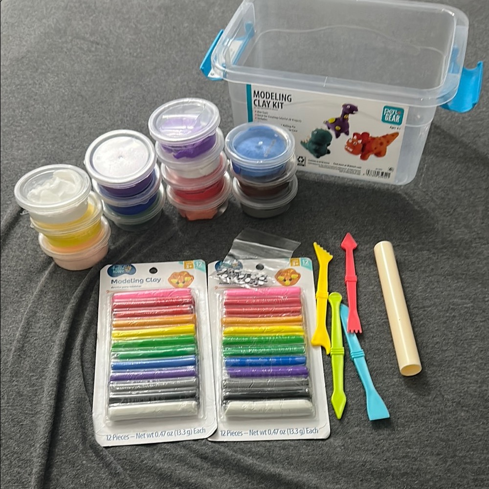 Modeling Clay Kit with Tools